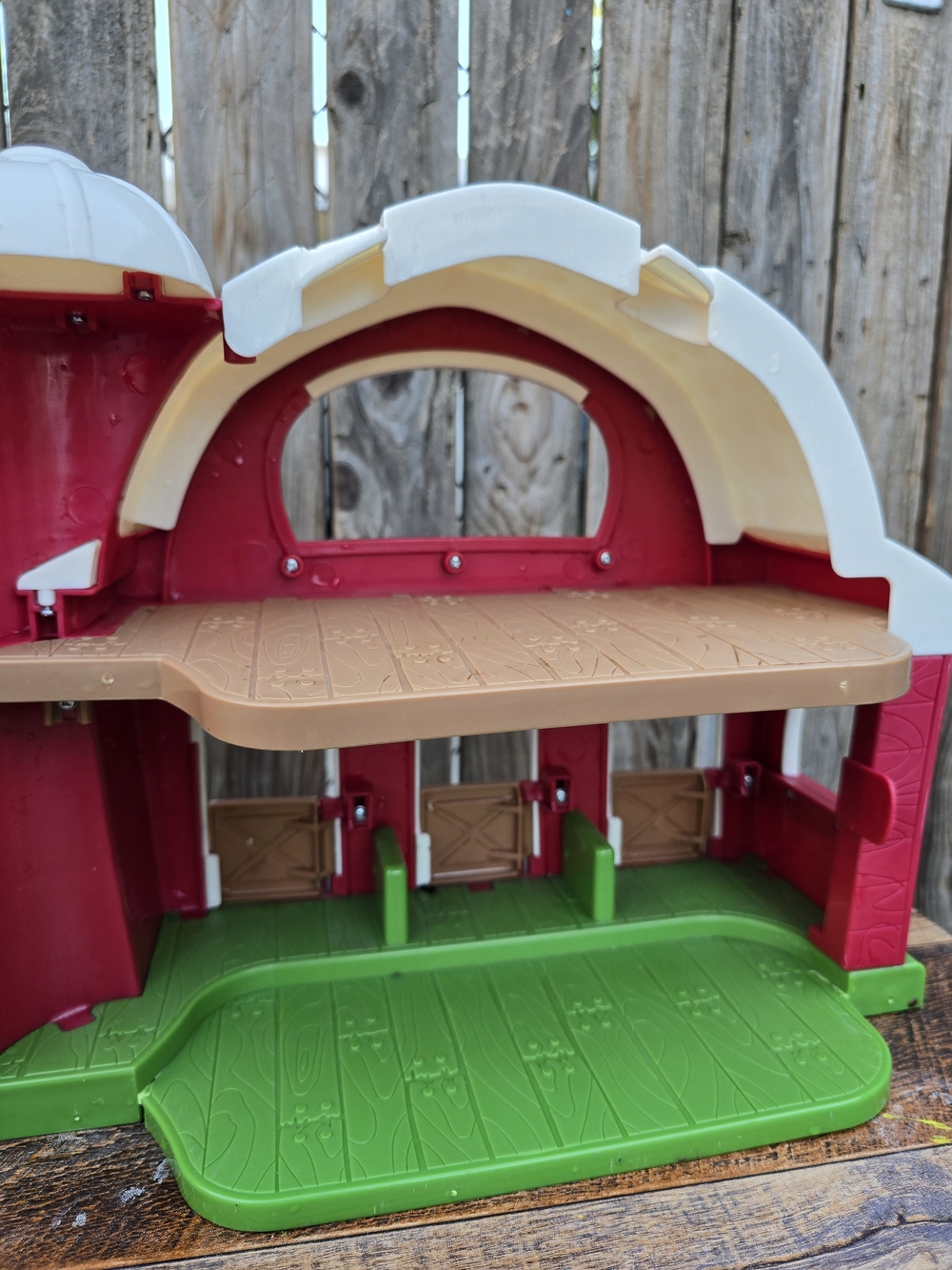 Battat Kids Red Play Barn forToddlers Toys. - Picture 7 of 7